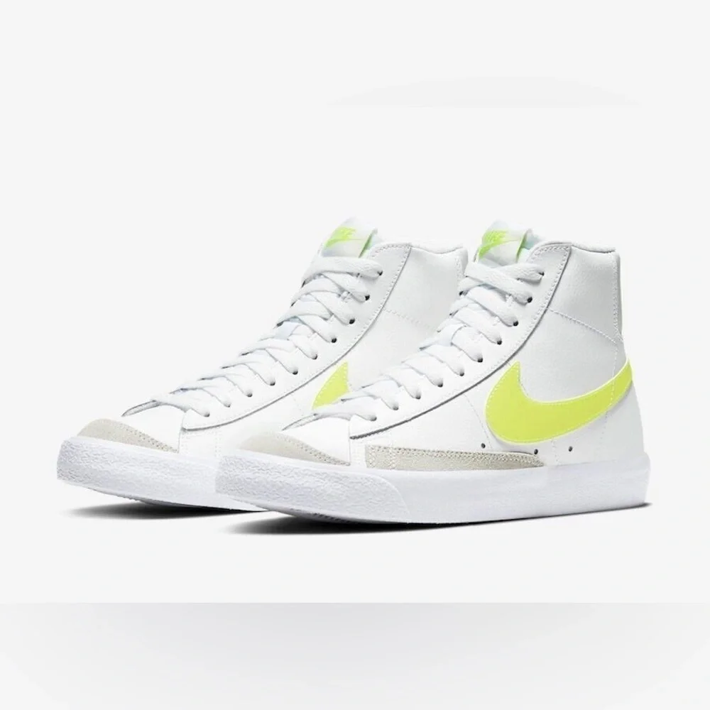 Nike Blazer Mid '77, size 6.5 W/ 5 M (37.5) - Picture 1 of 12